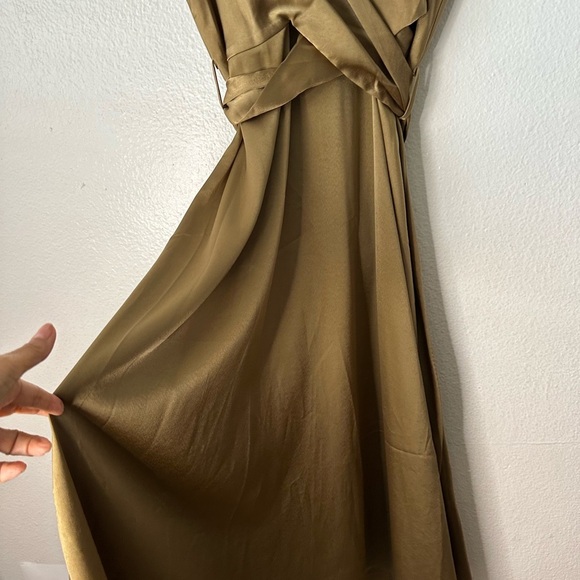 Olive Green Sateen Maxi Especial Ocassion Maxi Short Sleeves Large Dress BNWT - Picture 7 of 11